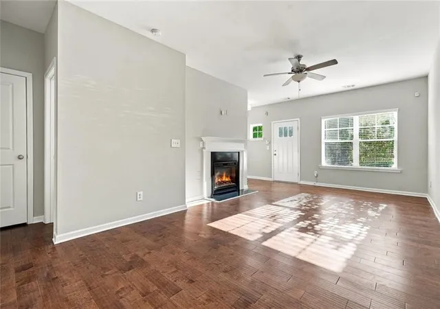 Photo 3 of Townhouse for sale at 847 Ambient Way SW, Atlanta, GA 30331 | MLS# 7859842 | Listing updated on 2026-10-28