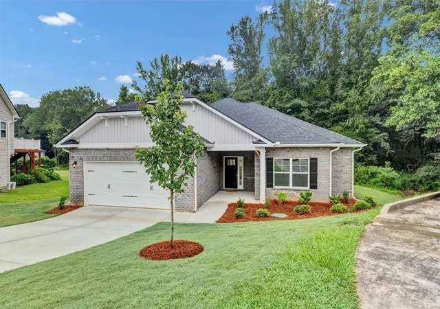 Photo 2 of Single family home for sale at 216 Rhett Dr, Bowdon, GA 30108 | MLS# 7830669 | Listing updated on 2026-09-02