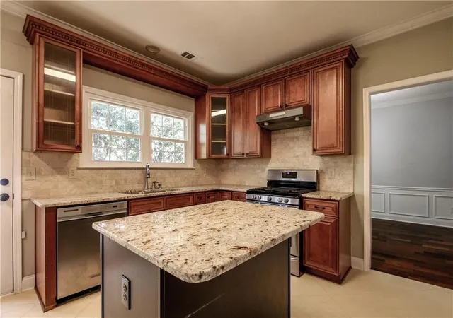 Photo 2 of Single family home for sale at 4395 Sugar Maple Dr NW, Acworth, GA 30101 | MLS# 7846000 | Listing updated on 2026-10-26