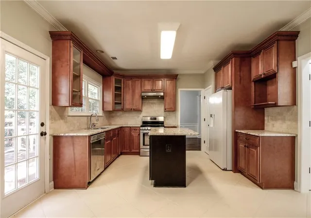Photo 3 of Single family home for sale at 4395 Sugar Maple Dr NW, Acworth, GA 30101 | MLS# 7846000 | Listing updated on 2026-10-26