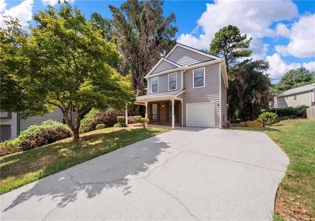 Photo 1 of Single family home for sale at 832 Leland Ct, Stone Mountain, GA 30083 | MLS# 7835849 | Listing updated on 2026-09-15