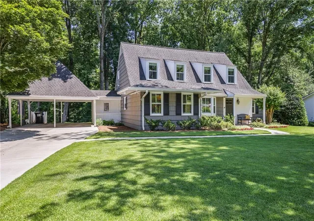 Photo 2 of Sale Pending at 990 Winding Crk Trl, Sandy Springs, GA 30328 | MLS# 7834754 | Listing updated on 2026-09-24