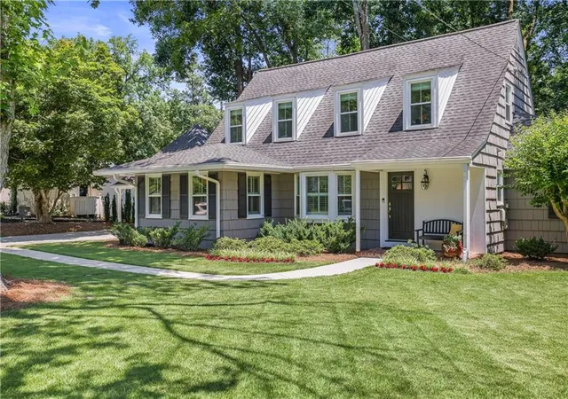 Photo 3 of Sale Pending at 990 Winding Crk Trl, Sandy Springs, GA 30328 | MLS# 7834754 | Listing updated on 2026-09-24