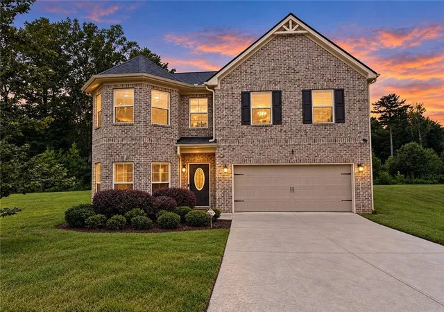 Photo 1 of Single family home for sale at 5654 Wyncreek Cir Sw, Atlanta, GA 30331 | MLS# 7818984 | Listing updated on 2026-09-25