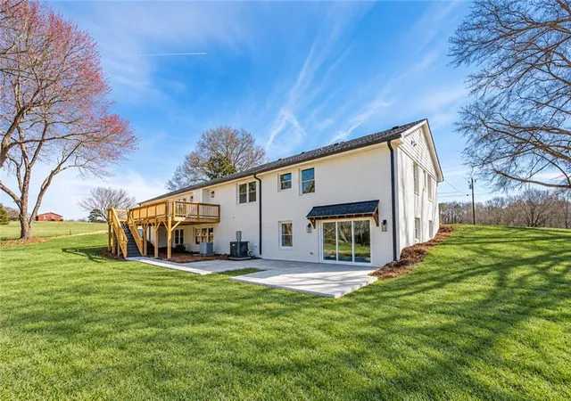 Photo 3 of Single family home for sale at 1209 2 Couty Line Rd, Cumming, GA 30040 | MLS# 7856666 | Listing updated on 2026-10-26