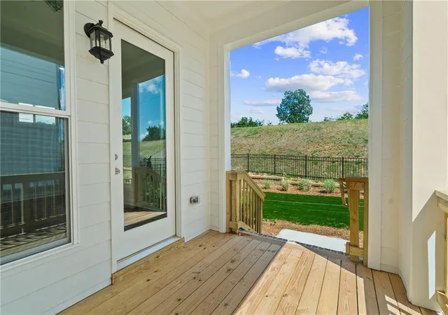 Photo 4 of Single family home for sale at 661 Summitt Hl Way, Cumming, GA 30040 | MLS# 7854679 | Listing updated on 2026-10-24
