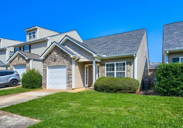Photo 1 of Single family home for sale at 231 Alton Cir, Villa Rica, GA 30180 | MLS# 7834278 | Listing updated on 2026-10-12
