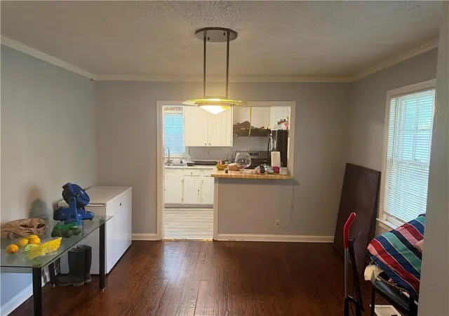 Photo 4 of Single family home for sale at 204 Birch St, Atlanta, GA 30354 | MLS# 7830728 | Listing updated on 2026-09-02