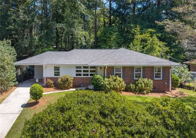 Photo 1 of Single family home for sale at 567 N Superior Ave, Decatur, GA 30033 | MLS# 7835592 | Listing updated on 2026-09-20