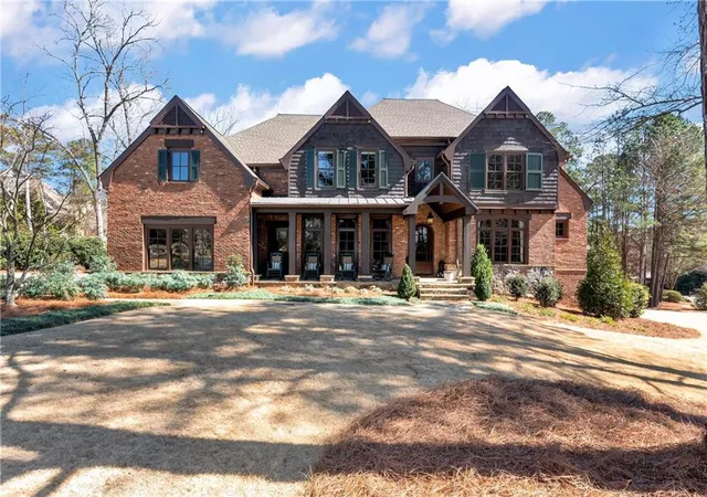 Photo 1 of Single family home for sale at 902 Little Darby Ln, Suwanee, GA 30024 | MLS# 7830135 | Listing updated on 2026-09-04