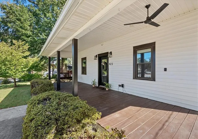 Photo 4 of Single family home for sale at 423 N White St, Carrollton, GA 30117 | MLS# 7857376 | Listing updated on 2026-10-23