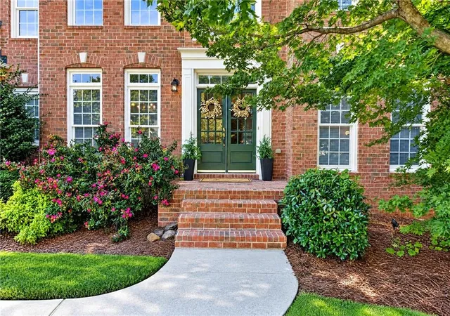 Photo 2 of Single family home for sale at 2672 Dunmoore Dr, Snellville, GA 30078 | MLS# 7859435 | Listing updated on 2026-10-29