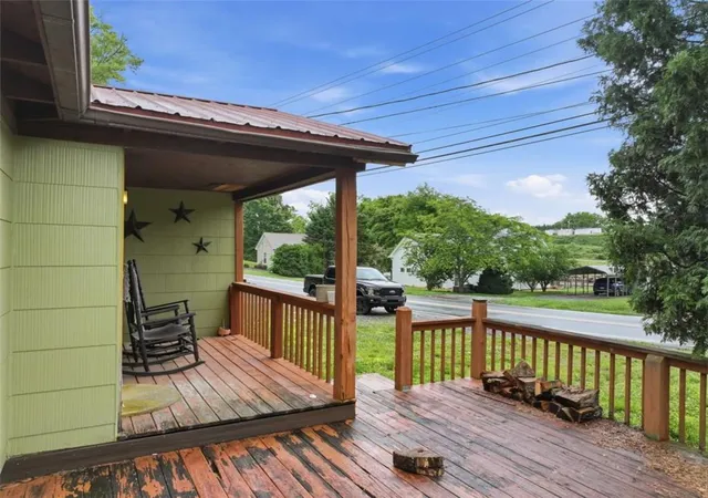 Photo 3 of Sale Pending at 231 Ada St, Blue Ridge, GA 30513 | MLS# 7831319 | Listing updated on 2026-09-12