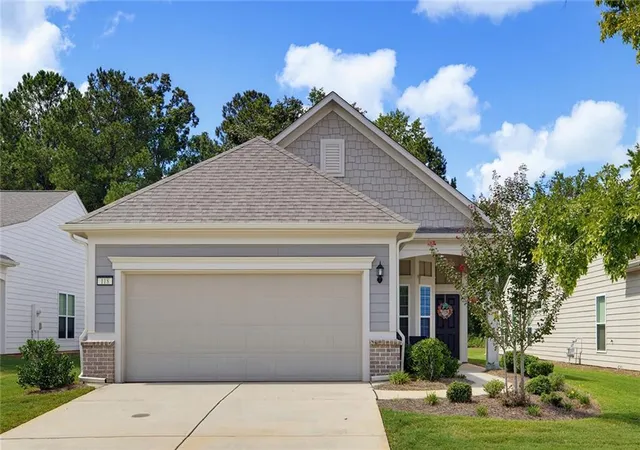 Photo 1 of Single family home for sale at 118 Alcovy Ct, Griffin, GA 30223 | MLS# 7838187 | Listing updated on 2026-10-19