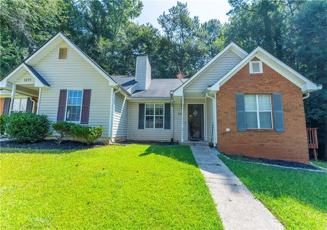Photo 2 of Townhouse for sale at 1277 Scripps Ct SW, Marietta, GA 30008 | MLS# 7832454 | Listing updated on 2026-09-11