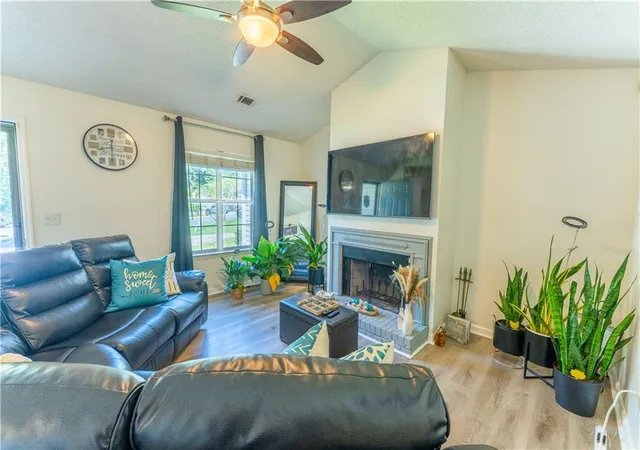 Photo 4 of Townhouse for sale at 1277 Scripps Ct SW, Marietta, GA 30008 | MLS# 7832454 | Listing updated on 2026-09-11