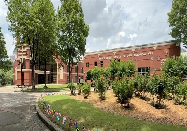 Listing Photo 2 - Condo for sale in building located at 506 Old Wheat St NE, Atlanta, GA 30312