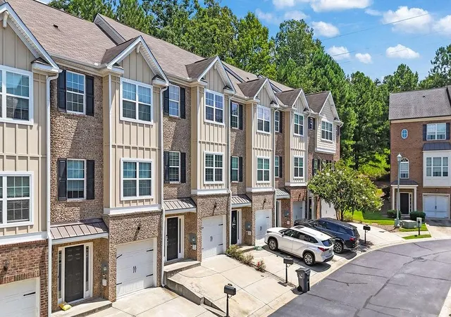 Photo 1 of Sale Pending at 1941 Appaloosa Ml Cir, Buford, GA 30519 | MLS# 7834132 | Listing updated on 2026-10-12