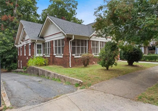 Photo 2 of Single family home for sale at 472 Parkway Dr, Atlanta, GA 30308 | MLS# 7837942 | Listing updated on 2026-10-07