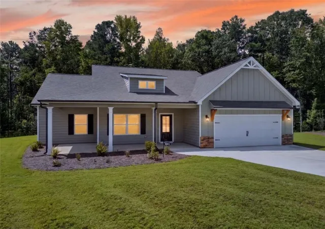 Photo 2 of Single family home for sale at 8981 Callaway Dr, Winston, GA 30187 | MLS# 7831346 | Listing updated on 2026-09-03