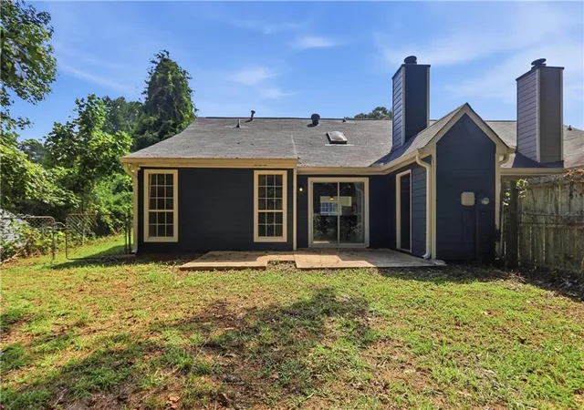 Photo 4 of Sale Pending at 5137 Hl Farm Dr NE, Woodstock, GA 30188 | MLS# 7832728 | Listing updated on 2026-09-17