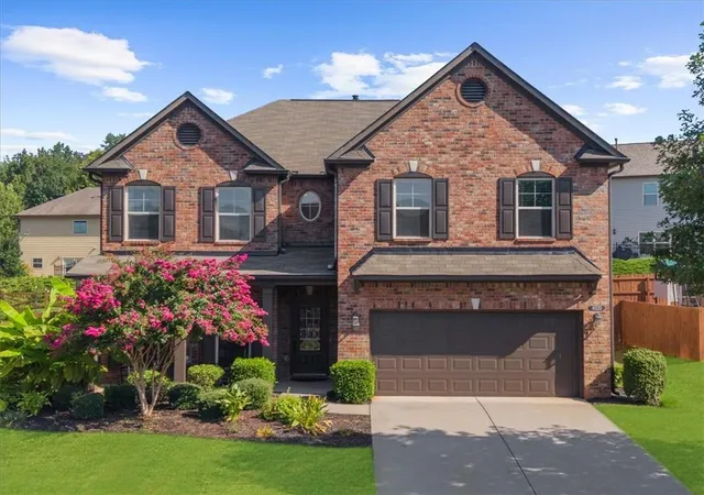 Photo 1 of Single family home for sale at 4020 Raccoon Ln, Cumming, GA 30028 | MLS# 7832115 | Listing updated on 2026-09-12