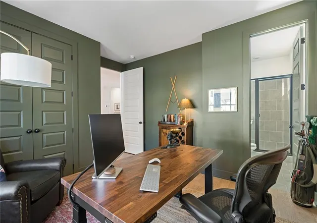 Photo 4 of Single family home for sale at 5075 Reserve Dr, Cumming, GA 30040 | MLS# 7856497 | Listing updated on 2026-10-25