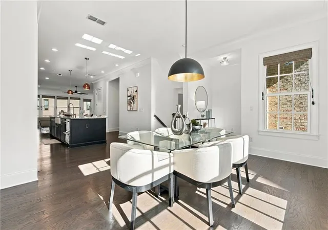 Photo 4 of Townhouse for sale at 6818 Prelude Dr, Sandy Springs, GA 30328 | MLS# 7856480 | Listing updated on 2026-10-28