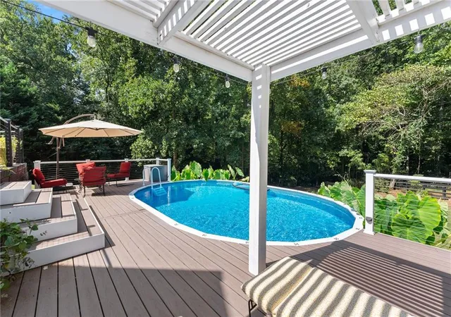 Photo 3 of Single family home for sale at 2905 Lanier Beach S Rd, Cumming, GA 30041 | MLS# 7833139 | Listing updated on 2026-09-19