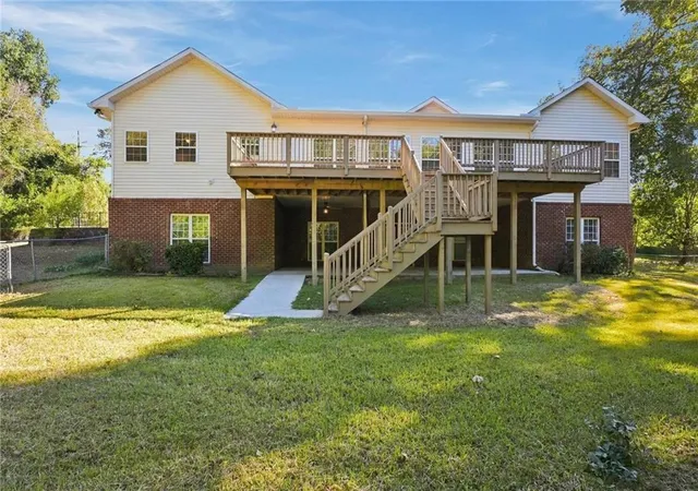 Photo 4 of Single family home for sale at 401 Terrell St, Warner Robins, GA 31088 | MLS# 7858513 | Listing updated on 2026-10-24