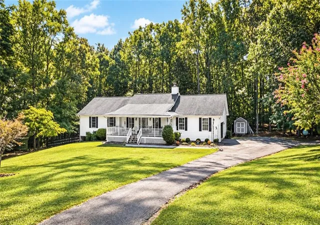 Photo 1 of Single family home for sale at 4150 Martin Ln, Cumming, GA 30028 | MLS# 7838056 | Listing updated on 2026-10-20