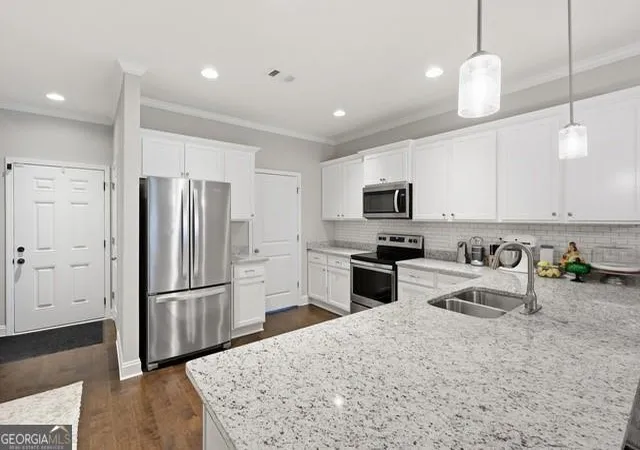 Photo 4 of Townhouse for sale at 3874 Valley View Ct, Gainesville, GA 30501 | MLS# 7814758 | Listing updated on 2026-09-13