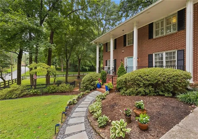 Photo 3 of Sale Pending at 2544 Circlewood Rd NE, Atlanta, GA 30345 | MLS# 7841792 | Listing updated on 2026-10-31