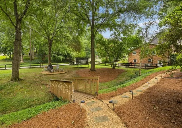 Photo 4 of Sale Pending at 2544 Circlewood Rd NE, Atlanta, GA 30345 | MLS# 7841792 | Listing updated on 2026-10-31