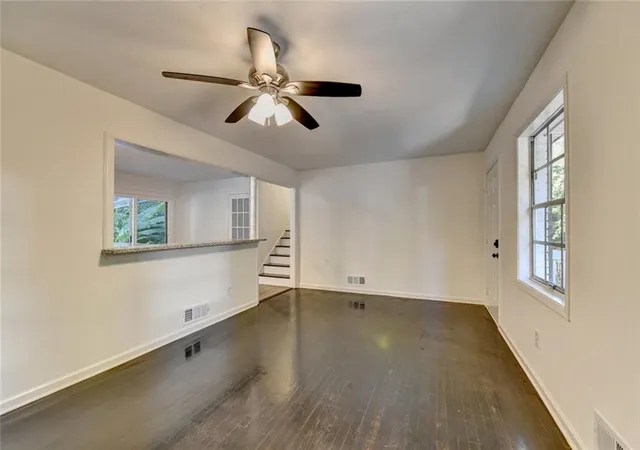 Photo 4 of Sale Pending at 1578 Wildwood Rd NE, Marietta, GA 30062 | MLS# 7858390 | Listing updated on 2026-10-29