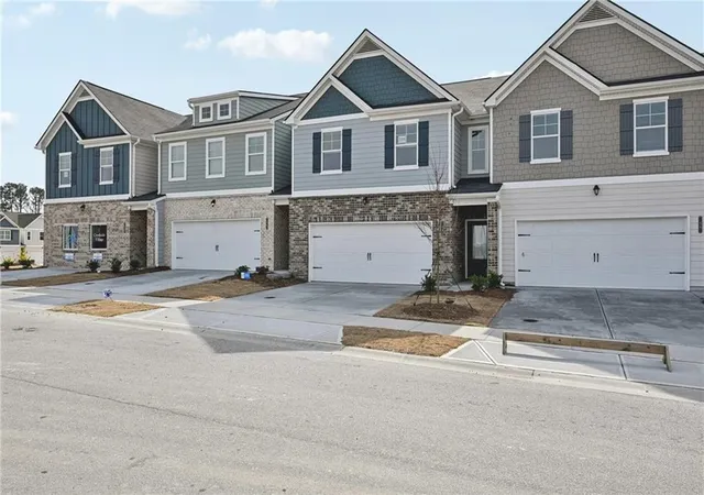 Photo 2 of Townhouse for sale at 5628 Transfer Trl, Ellenwood, GA 30294 | MLS# 7858263 | Listing updated on 2026-10-26