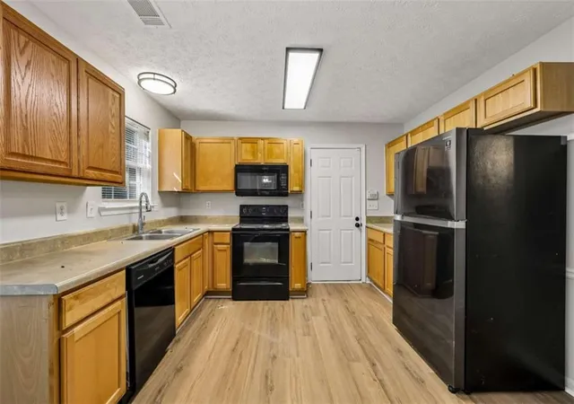 Photo 3 of Single family home for sale at 4368 Gray Raptor Cir, Snellville, GA 30039 | MLS# 7840750 | Listing updated on 2026-10-06