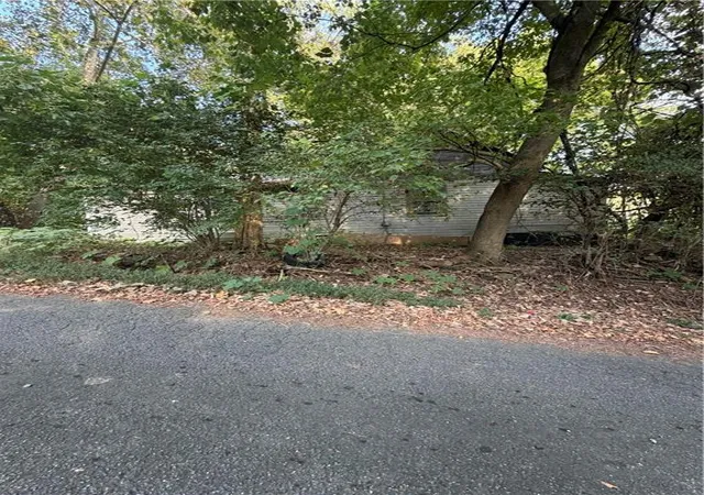 Photo 2 of Sale Pending at 128 Pulltight Rd, Marble Hill, GA 30148 | MLS# 7837355 | Listing updated on 2026-10-01
