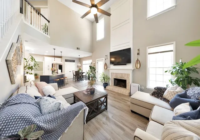 Photo 2 of Sale Pending at 3006 Cheshire Ct, Woodstock, GA 30189 | MLS# 7827070 | Listing updated on 2026-09-19