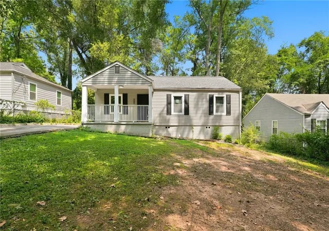 Photo 2 of Single family home for sale at 890 Mcwilliams Rd Se, Atlanta, GA 30315 | MLS# 7830744 | Listing updated on 2026-10-08