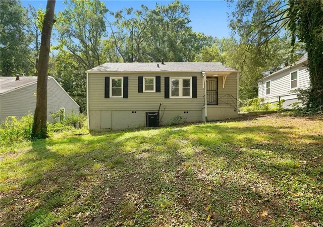 Photo 3 of Single family home for sale at 890 Mcwilliams Rd Se, Atlanta, GA 30315 | MLS# 7830744 | Listing updated on 2026-10-08
