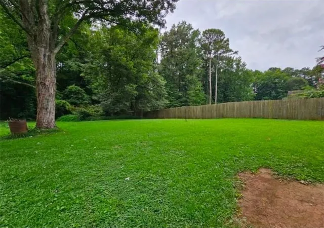 Photo 2 of Sale Pending at 2462 Brown Deer Trl NW, Acworth, GA 30101 | MLS# 7857309 | Listing updated on 2026-10-29