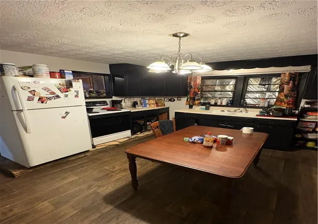 Photo 2 of Single family home for sale at 151 Meadow St, Tallapoosa, GA 30176 | MLS# 7860461 | Listing updated on 2026-10-29