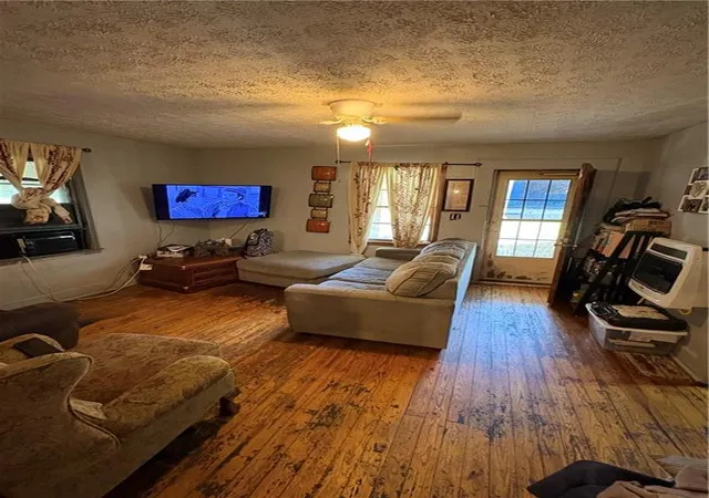 Photo 3 of Single family home for sale at 151 Meadow St, Tallapoosa, GA 30176 | MLS# 7860461 | Listing updated on 2026-10-29