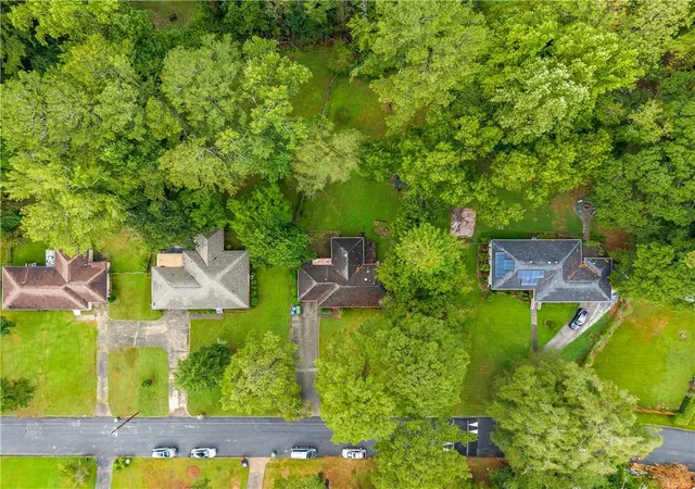 Photo 2 of Single family home for sale at 755 Braemar Ave Sw, Atlanta, GA 30311 | MLS# 7839224 | Listing updated on 2026-10-05