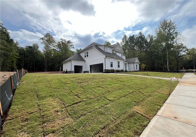 Photo 3 of Single family home for sale at 6240 Peaceful Grv (lot 58) Dr, Cumming, GA 30041 | MLS# 7743994 | Listing updated on 2026-10-27
