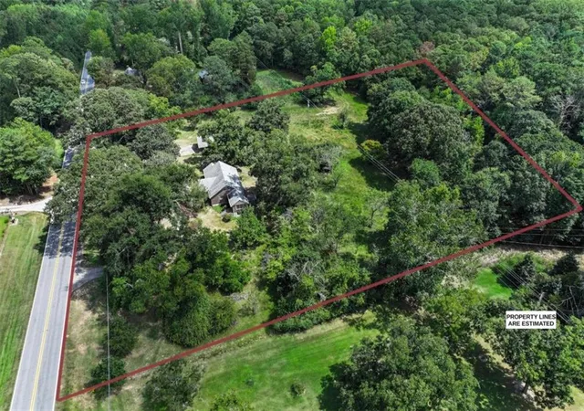 Photo 2 of Single family home for sale at 2130 Klondike Rd, Conyers, GA 30094 | MLS# 7833711 | Listing updated on 2026-09-11