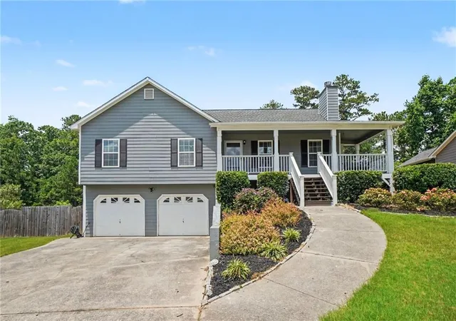Photo 1 of Sale Pending at 363 Oak Glen Dr, Dallas, GA 30132 | MLS# 7784649 | Listing updated on 2026-09-24