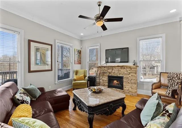 Photo 2 of Single family home for sale at 786 Se Connally St, Atlanta, GA 30315 | MLS# 7718752 | Listing updated on 2026-09-09