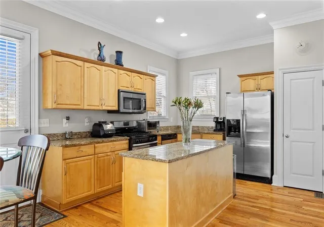 Photo 3 of Single family home for sale at 786 SE Connally St, Atlanta, GA 30315 | MLS# 7718752 | Listing updated on 2026-09-09
